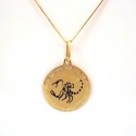 COLLANA CON SEGNO ZODIACALE SCORPIONE IN ORO GIALLO 18 KT