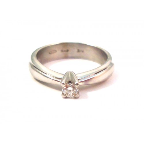 Mesdames 18 KT or blanc SOLITAIRE bague sertie de diamants