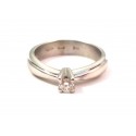 SOLITAIRE BAGUE FEMME EN OR BLANC 18 KT AVEC DES DIAMANTS