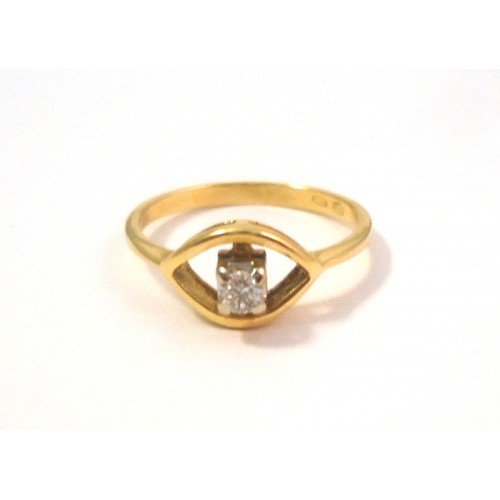 LADIES 18 KT WHITE GOLD SOLITAIRE RING with DIAMONDS