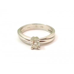 SOLITAIRE RING AUS WEISSGOLD 18 KT MIT DIAMANT