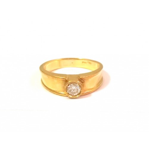 ANELLO SOLITARIO DA UOMO IN ORO GIALLO 18 KT CON DIAMANTE