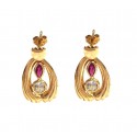 ORECCHINI IN ORO GIALLO 18 KT MODELLO SCUDO CON SMALTO VERDE
