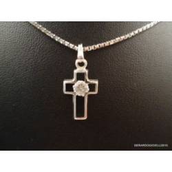 COLLANA CON CROCE IN ORO BIANCO 18 KT E ZIRCONE TAGLIO BRILLANTE